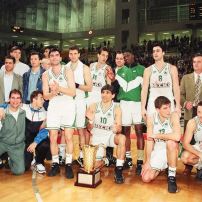 Photo de groupe des champions dEurope 1996 (source :paobc.gr)